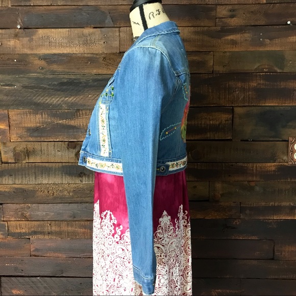 Old Navy Awesome Denim Jacket - Picture 3 of 8